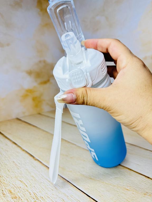 قمقمه اسپرت نی دار ورزشی 800 میل کد 2667