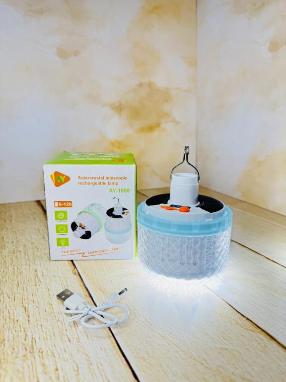 چراغ و لامپ سیار شارژی طرح کریستالی کد 2672