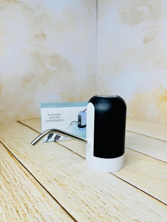 پمپ آب سفری همراه اتوماتیک شارژی مدل دیسپنسر کد 2676