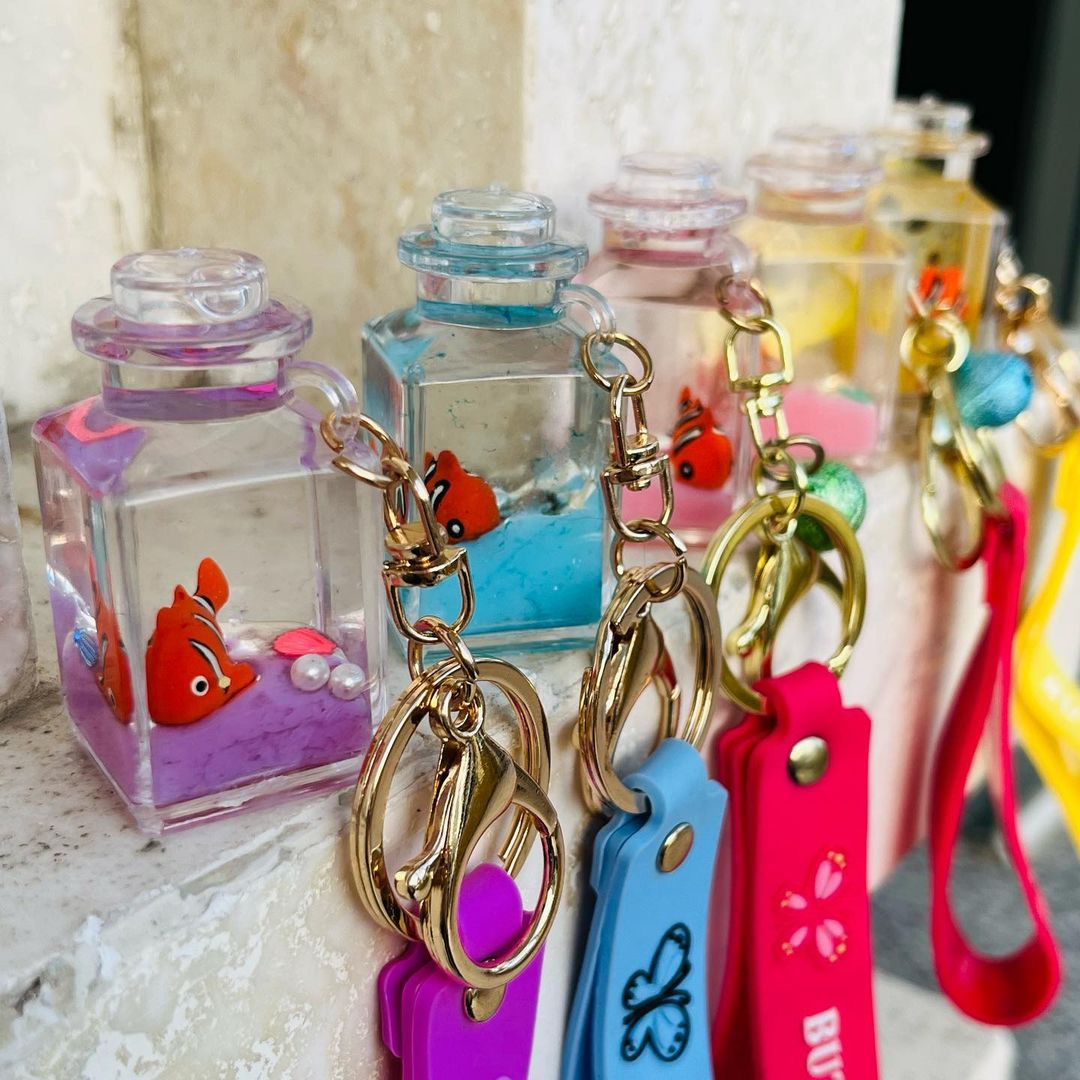 جاسوئیچی خاص دخترانه آکواریومی