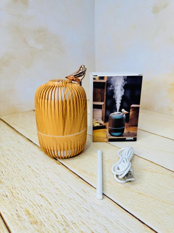 دستگاه بخور سرد حجم 280 میل طرح پرنده DREAM BIRD کد 2710