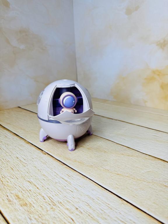 دستگاه بخور سرد طرح فضانورد رو میزی کد 2728