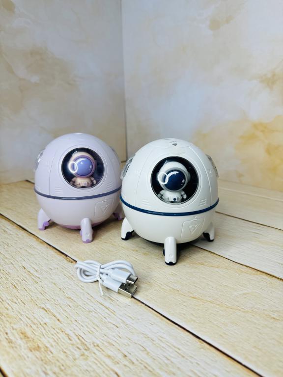 دستگاه بخور سرد طرح فضانورد رو میزی کد 2728