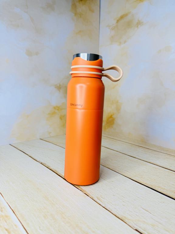 فلاسک استیل در پیچی برند UNCANNY حجم 500 میل 2783