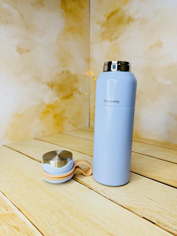 فلاسک استیل در پیچی برند UNCANNY حجم 500 میل 2783