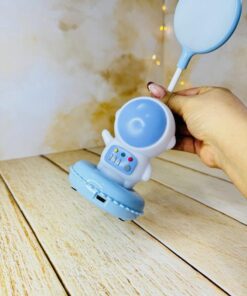 چراغ مطالعه فانتزی طرح فضانورد کد 2818