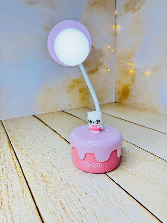 چراغ مطالعه رومیزی شارژی طرح خرس خامه ای کد 2821