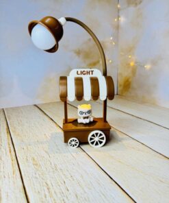 چراغ مطالعه فانتزی رومیزی طرح خرس قهوه فروش کد 2836