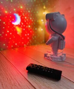 اسپیکر بلوتوثی چراغ دار کهکشانی طرح فضانورد کد 2848