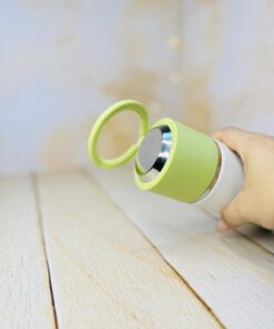 فلاسک استیل در لیوانی استوانه ای برند YOUNG کد 2867