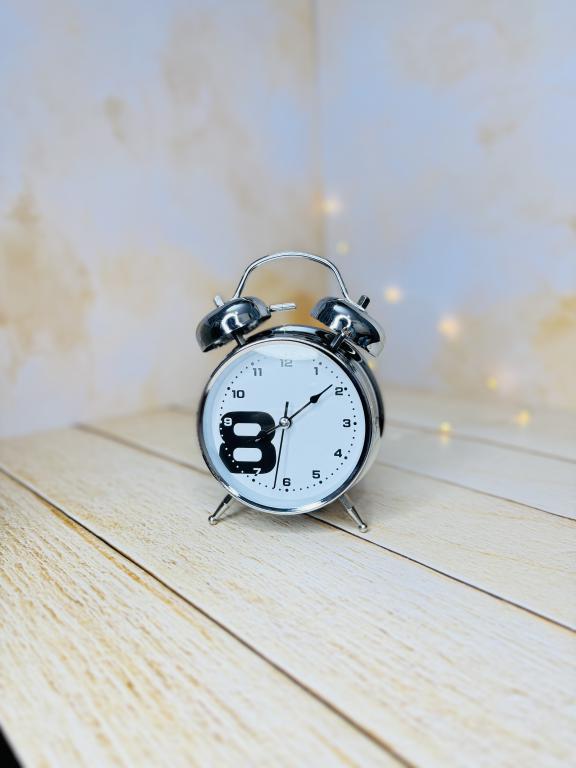 ساعت رومیزی شماطه دار استیل سیاه سفید کد 2875