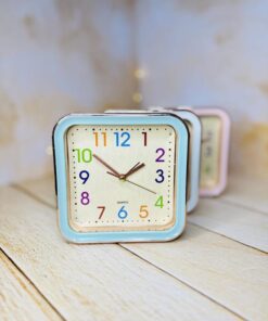 ساعت رنگی رو میزی مربعی دور طلایی کد 2896