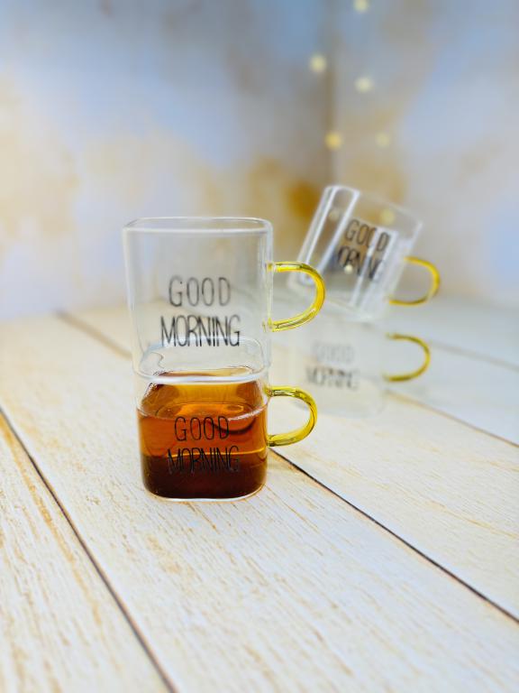 شات قهوه پیرکس مربعی دسته رنگی GOOD MORNING کد 2936