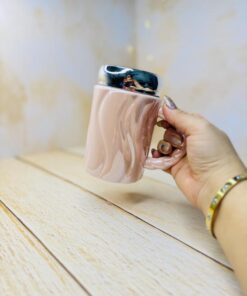 ماگ در پیچی آینه دار هولوگرامی بدنه موج دار کد 2944