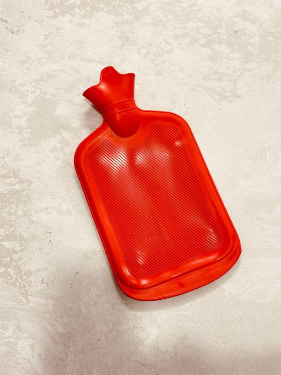 کیسه آبگرم دو لیتری سیلیکونی رنگی کد 2870