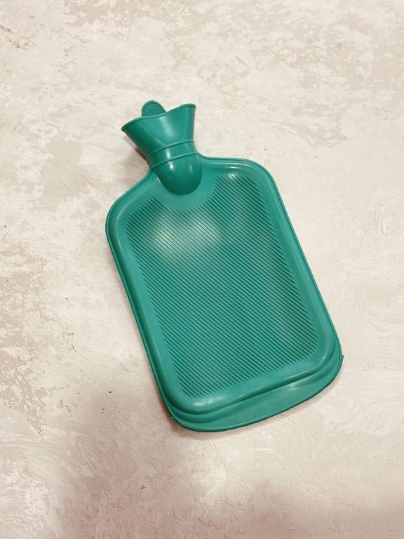 کیسه آبگرم دو لیتری سیلیکونی رنگی کد 2870