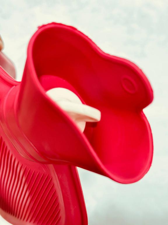 کیسه آبگرم دو لیتری سیلیکونی رنگی کد 2870