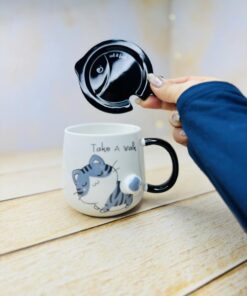 ماگ درب فانتزی سرامیکی طرح گربه دم برجسته کد 2959