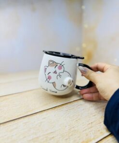 ماگ درب فانتزی سرامیکی طرح گربه دم برجسته کد 2959