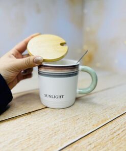 ماگ سرامیکی کلاسیک درب بامبو چوبی کد 2966